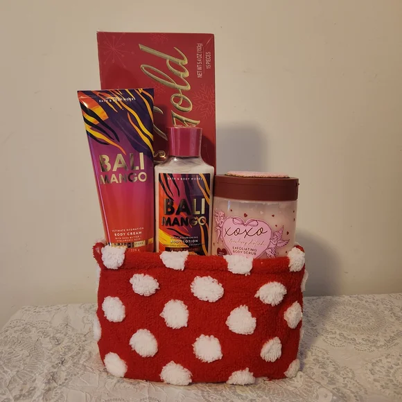Bath & Body Works Bali Mango & XOXO Set - Picture 2 of 2